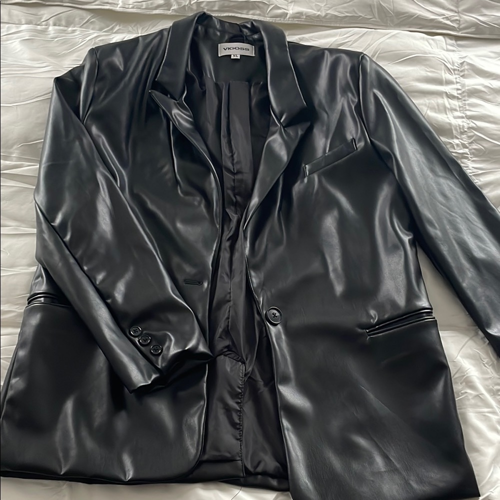 Vigoss Black Women's vegan leather blazer Jacket